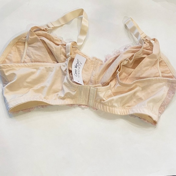 Curve Muse Wireless Nursing Bra - Picture 2 of 3